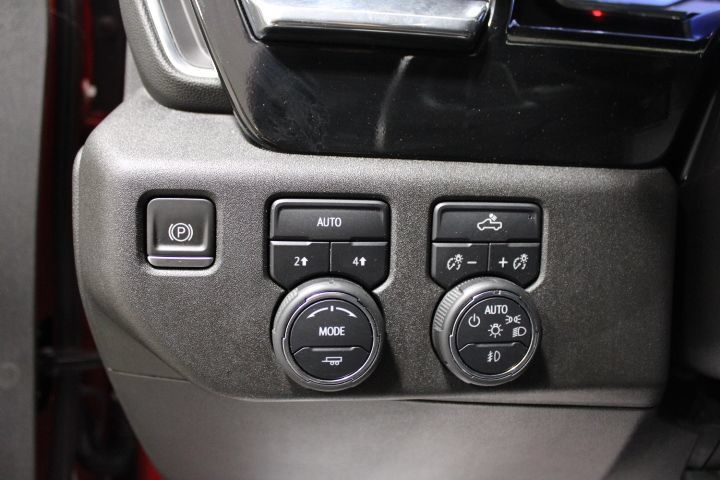 Used 2023 Chevrolet Silverado 1500 RST w/ Protection Package AWD/4WD image 41