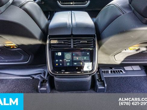 Used 2022 Rivian R1T Adventure AWD/4WD image 31