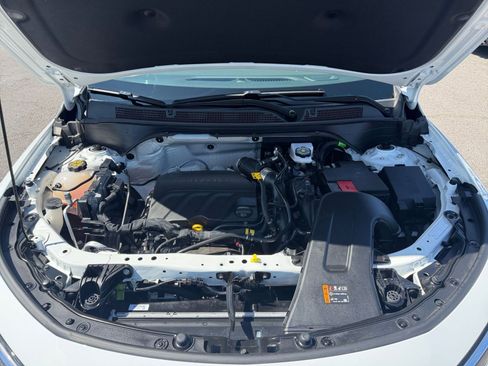 Used 2025 Buick Envista Sport Touring FWD image 30