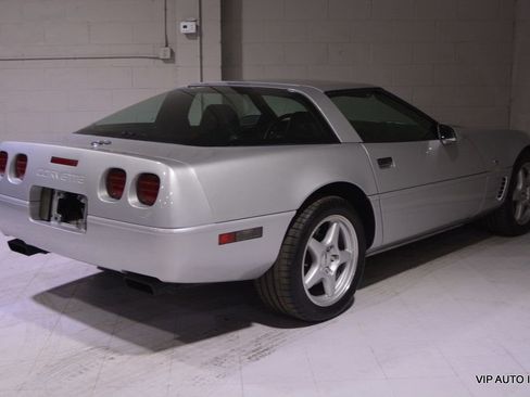 Used 1996 Chevrolet Corvette 2dr Coupe image 5
