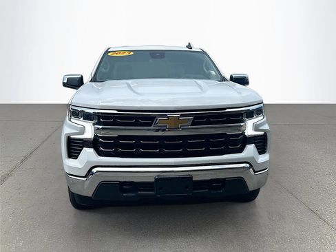 Used 2023 Chevrolet Silverado 1500 LT w/ Protection Package AWD/4WD image 9