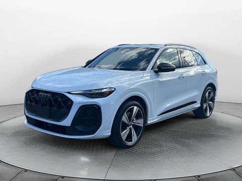 New 2025 Audi SQ5 Premium Plus image 3