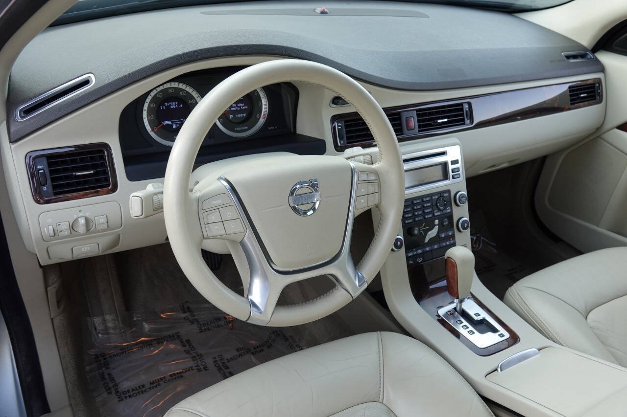 Used 2010 Volvo XC70 T6 AWD/4WD image 48