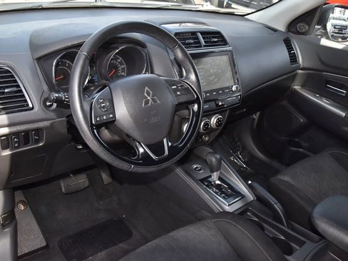 Used 2020 Mitsubishi Outlander Sport SE image 31