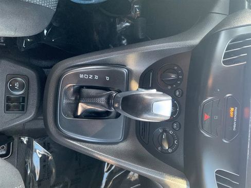 Used 2017 Ford Transit Connect XL image 26