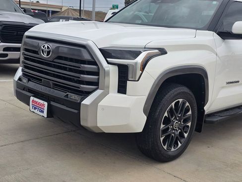 Used 2024 Toyota Tundra Limited w/ Power Package AWD/4WD image 8