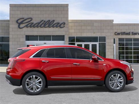 New 2025 Cadillac XT5 Premium Luxury w/ LPO, Floor Liner Package image 5