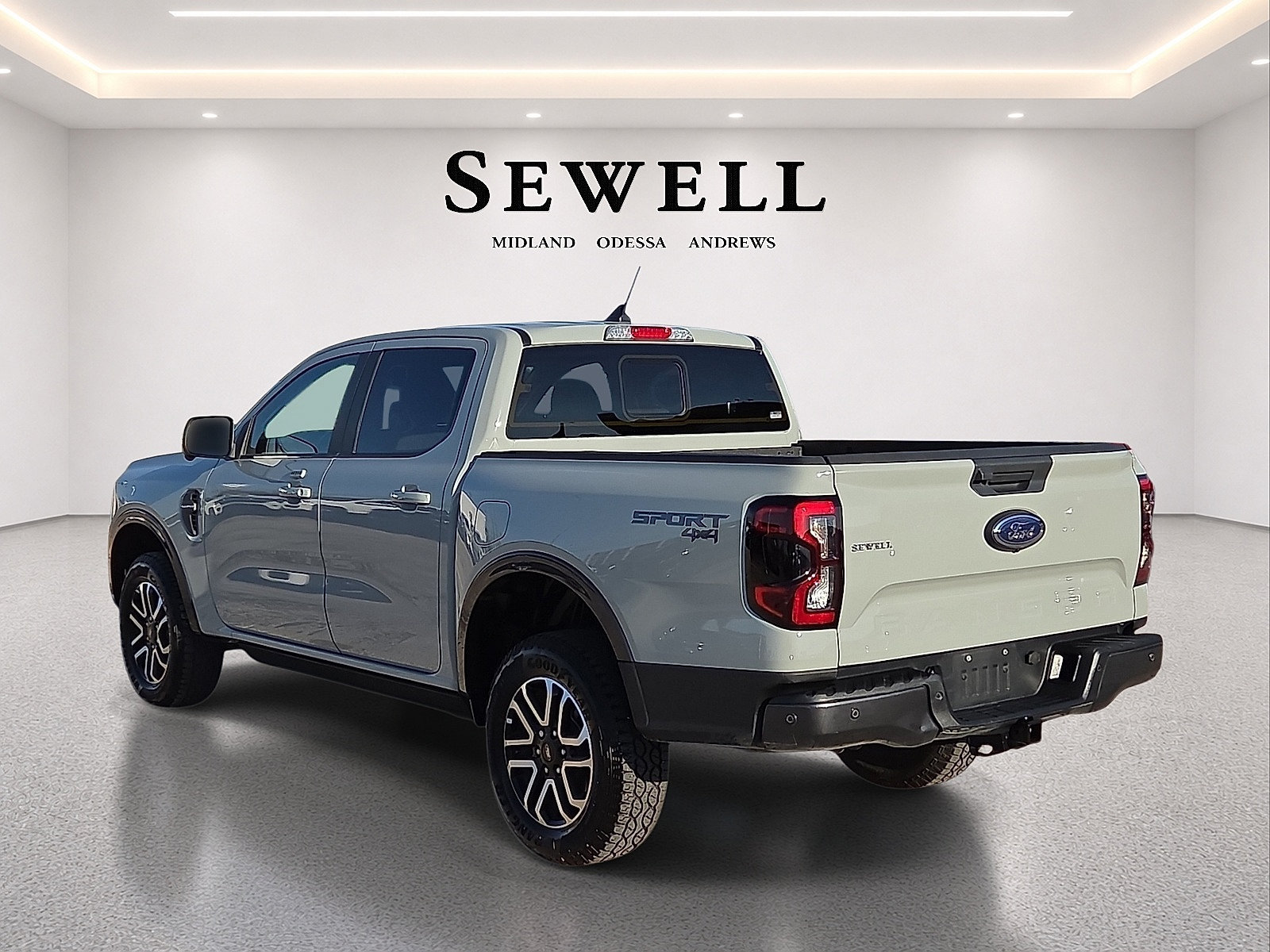 Used 2024 Ford Ranger Lariat w/ Advanced Towing Package AWD/4WD image 3