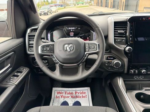 New 2026 RAM 1500 Big Horn AWD/4WD image 13