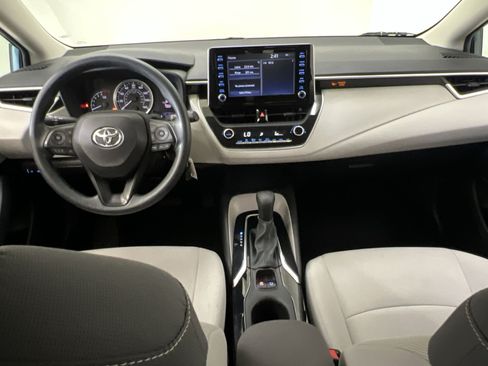 Used 2020 Toyota Corolla LE FWD image 22