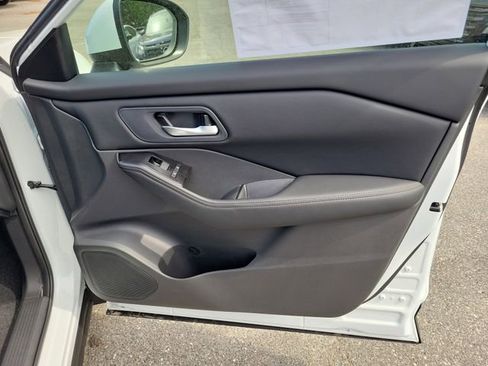 New 2026 Nissan Rogue SV w/ Cold Weather Package FWD image 34