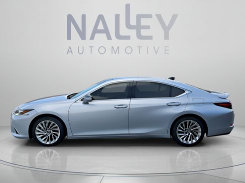 Certified 2022 Lexus ES 350 Ultra Luxury w/ Accessory Package FWD image 2