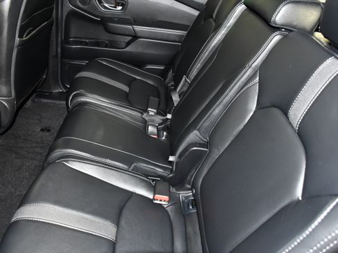 Certified 2025 Honda Pilot EX-L image 48