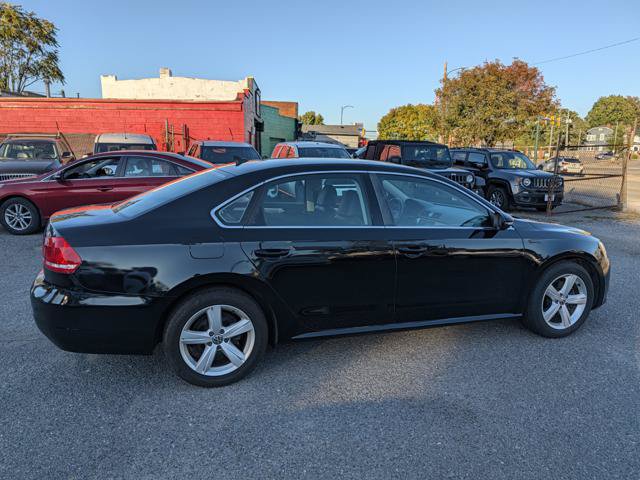 Used 2012 Volkswagen Passat 2.5 SE FWD image 13