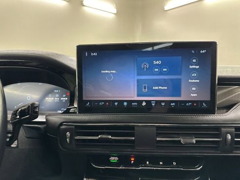 Used 2023 Lincoln Corsair Reserve w/ Equipment Group 201A AWD/4WD image 43
