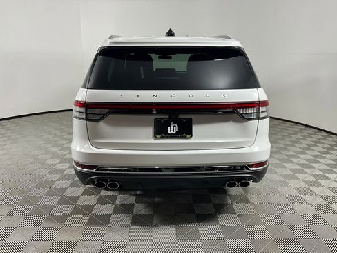 Used 2025 Lincoln Aviator 2WD w/ Equipment Group 101A image 8