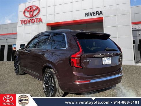 Used 2025 Volvo XC90 T8 Ultra image 7