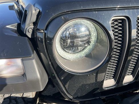 Used 2023 Jeep Wrangler Unlimited Rubicon w/ Cold Weather Group image 8