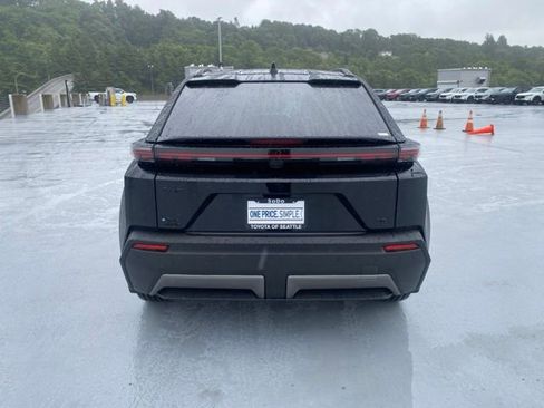 New 2026 Toyota C-HR AWD/4WD image 9