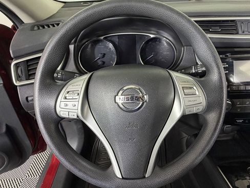 Used 2016 Nissan Rogue S image 10