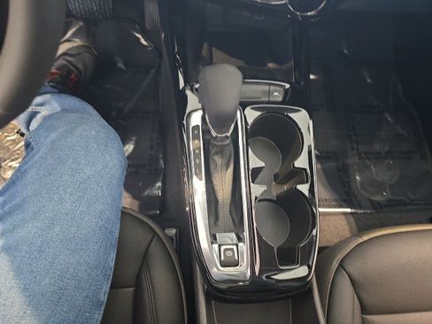 New 2026 Chevrolet Trax ACTIV w/ Sunroof Package image 25