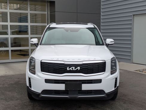 Used 2022 Kia Telluride S image 8