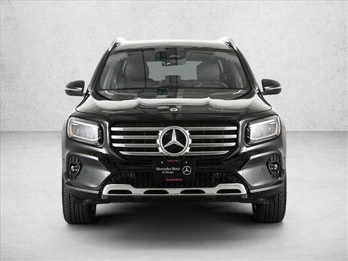 Certified 2026 Mercedes-Benz GLB 250 4MATIC image 2