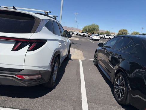 Used 2022 Hyundai Tucson SEL FWD image 5