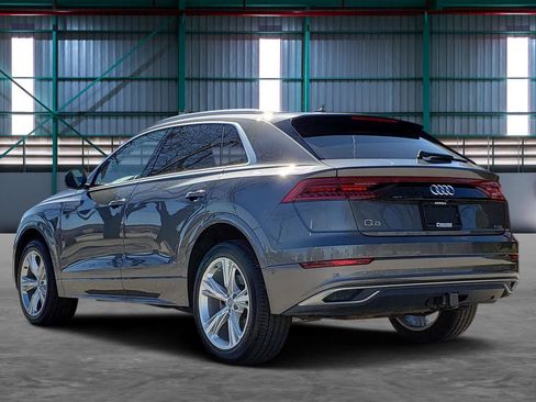 Used 2020 Audi Q8 Premium Plus w/ Premium Plus Package image 3