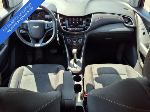 Used 2018 Chevrolet Trax LT FWD image 13