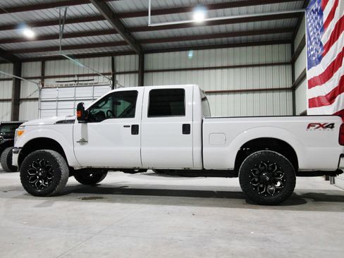 Used 2014 Ford F250 XLT w/ XLT Value Package image 6