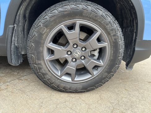 Used 2024 Honda Passport TrailSport image 13
