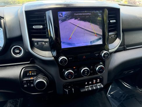 Used 2020 RAM 1500 Big Horn AWD/4WD image 10