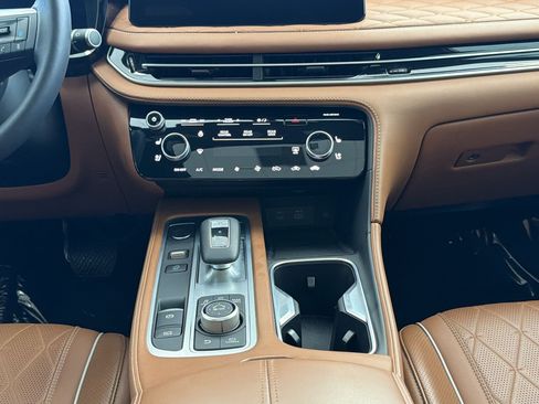 Used 2025 INFINITI QX60 Autograph w/ Cargo Package AWD/4WD image 19