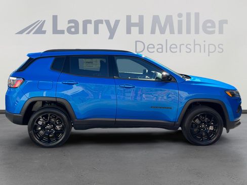 New 2026 Jeep Compass Latitude image 6