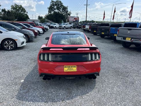 Used 2018 Ford Mustang GT Premium w/ Black Accent Package RWD image 14