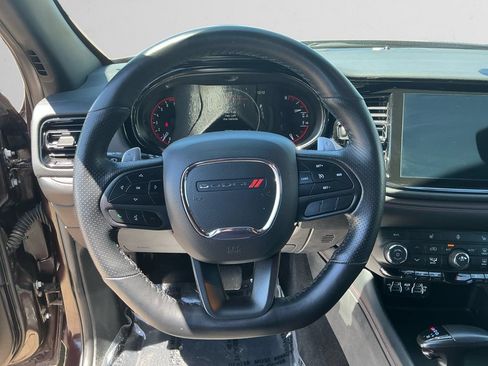 Used 2025 Dodge Durango GT AWD/4WD image 12