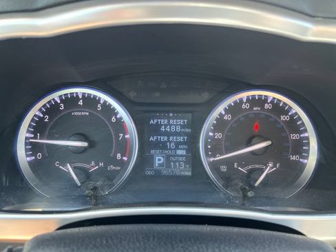 Used 2016 Toyota Highlander LE FWD image 7