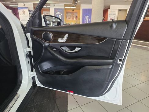Used 2018 Mercedes-Benz GLC 300 image 13
