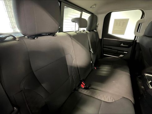 Used 2022 Toyota Tundra SR5 image 34