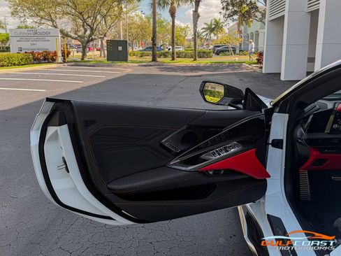 Used 2026 Chevrolet Corvette Z06 image 25