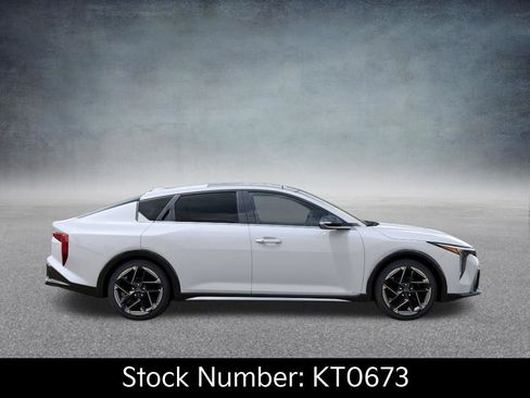 New 2026 Kia K4 GT-Line image 7