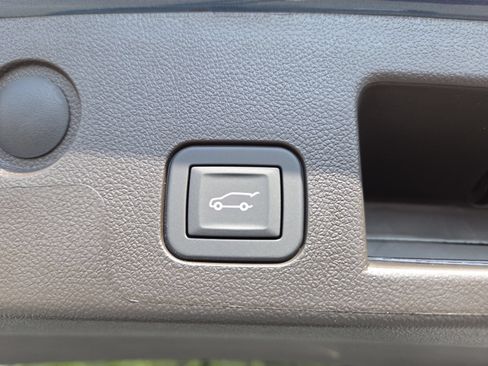 New 2026 GMC Terrain Denali w/ LPO, Floor Liner Package AWD/4WD image 23