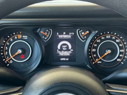 Used 2025 Jeep Gladiator Sport AWD/4WD image 23