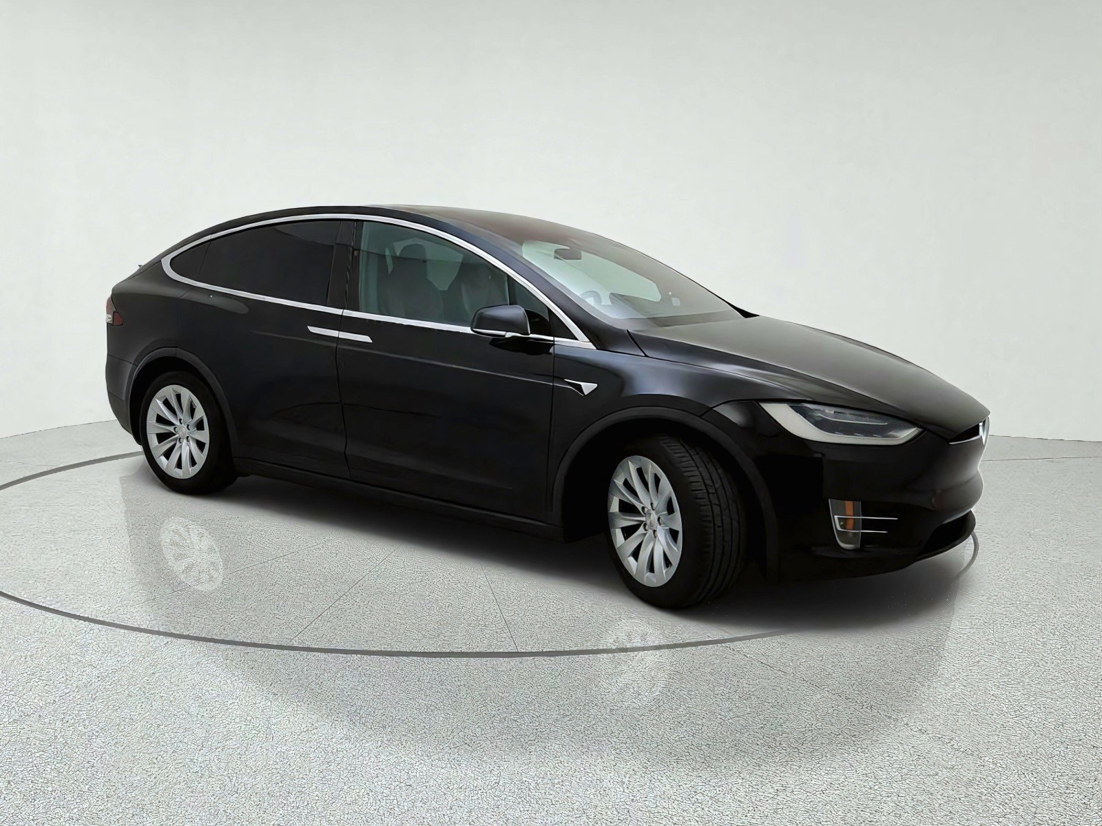 Used 2018 Tesla Model X 100D AWD/4WD image 5