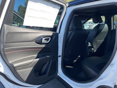 New 2026 Jeep Compass Trailhawk w/ Sun, Sound & Navigation Group image 26