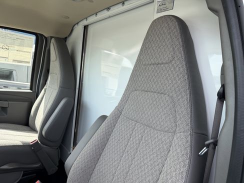 New 2026 Chevrolet Express 4500 w/ Power Convenience Package RWD image 13