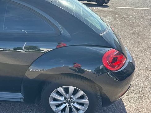 Used 2015 Volkswagen Beetle 1.8T FWD image 3