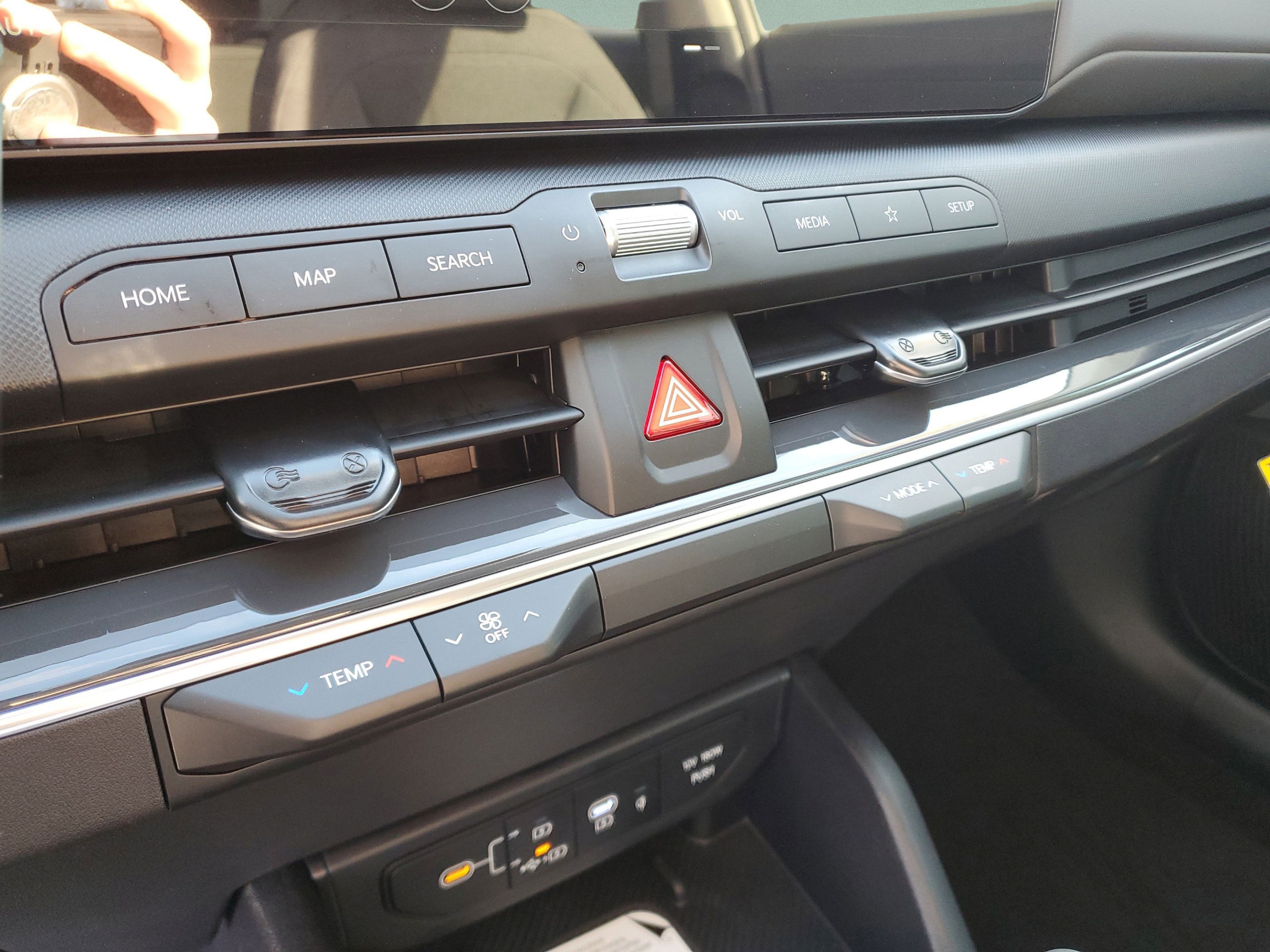 Certified 2025 Kia K4 EX FWD image 10