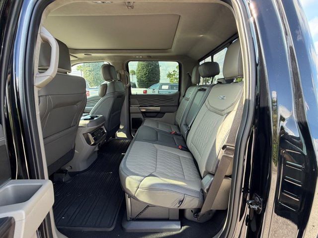 New 2026 Ford F350 Platinum w/ Platinum Plus Package AWD/4WD image 17